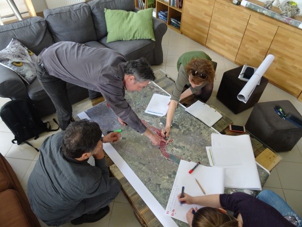 Working group debates on proposed maps/Grupa debatira o predloženim kartama