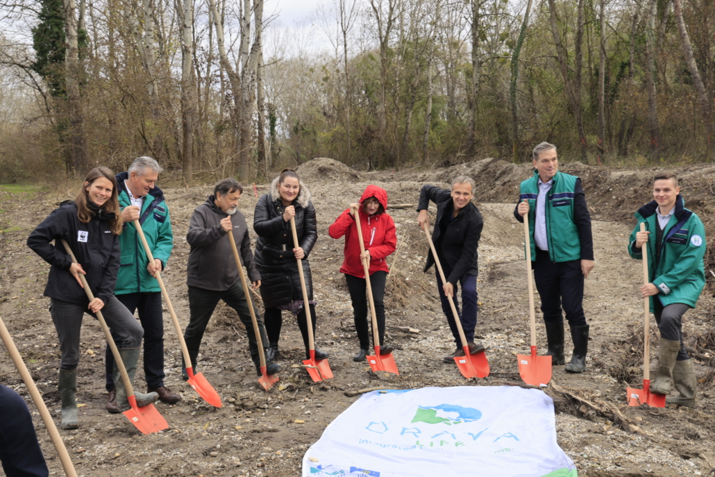 Otvoreni Radovi Na Prvoj Od Ukupno est Lokacija Obnove U Sklopu 